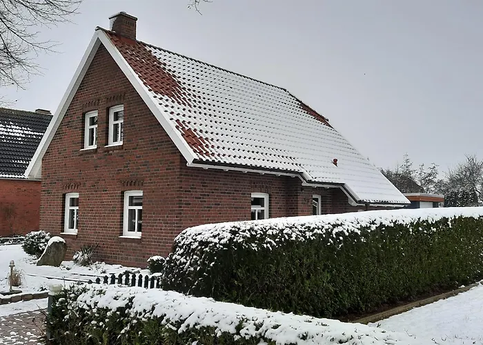 Tolles In - Trientje - Mit Garten Und Ueberdachter Terrasse Pilsum